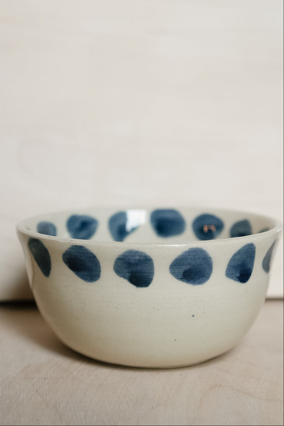 HI bowl with dots