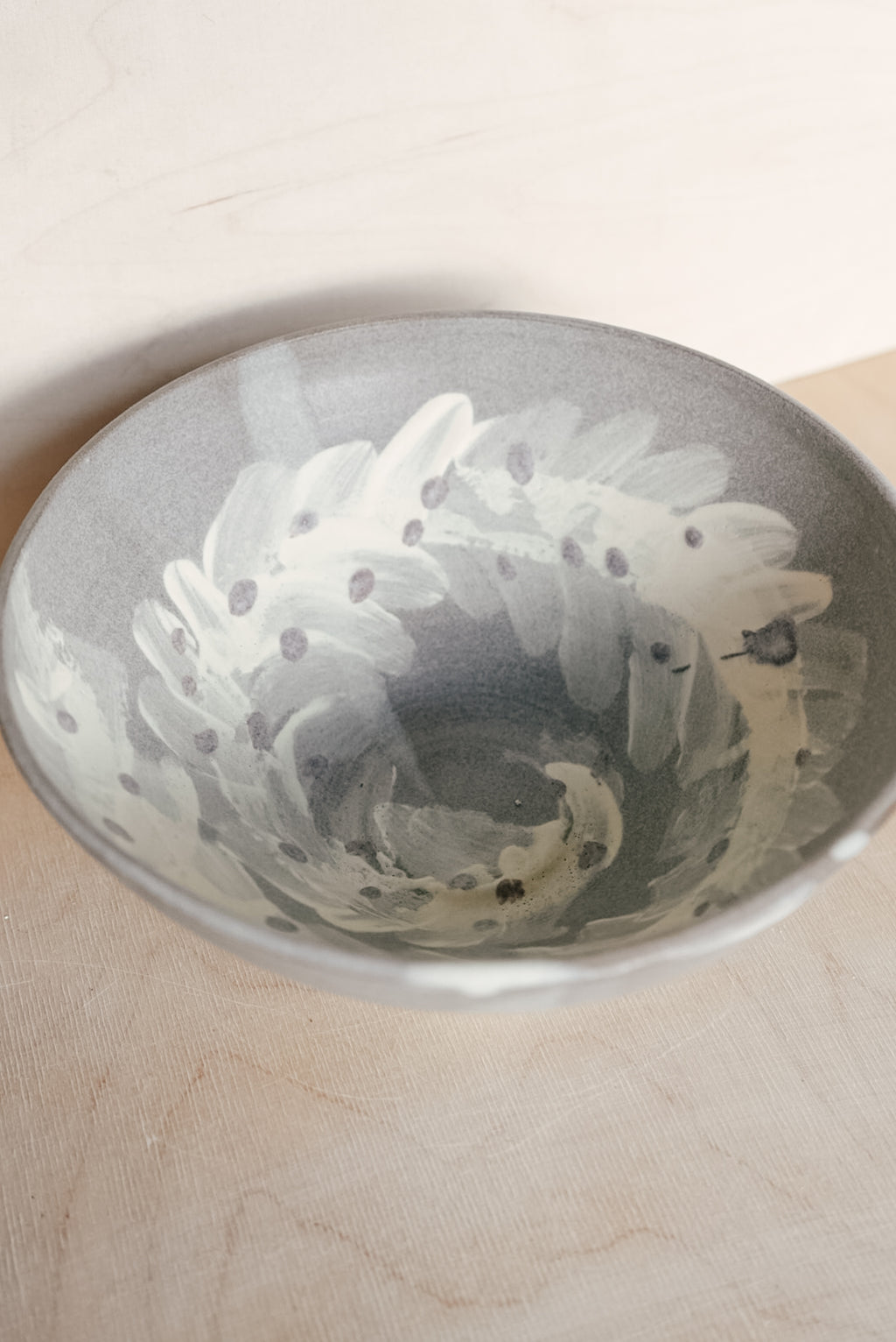 YO bowl with a vine plant
