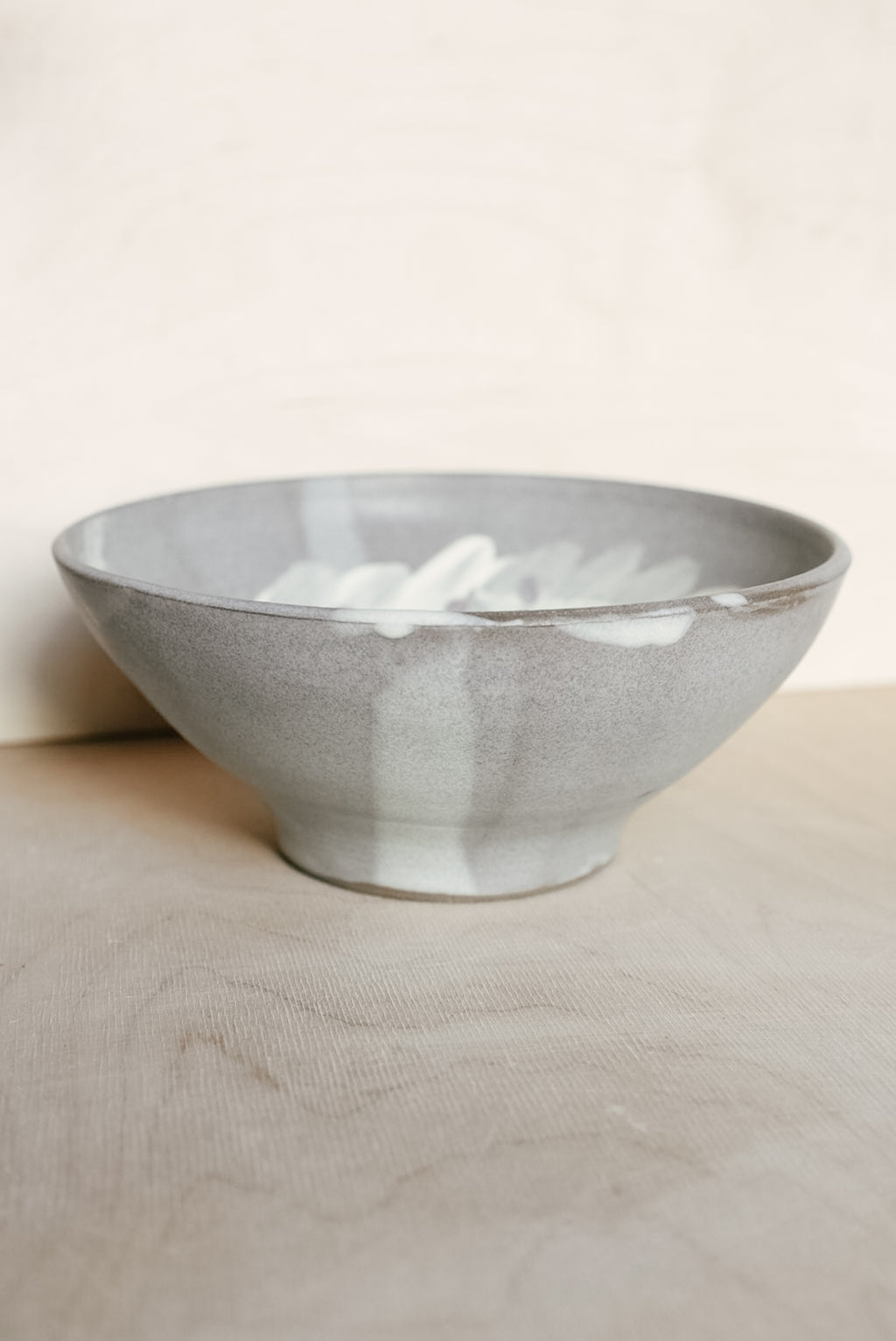 YO bowl with a vine plant