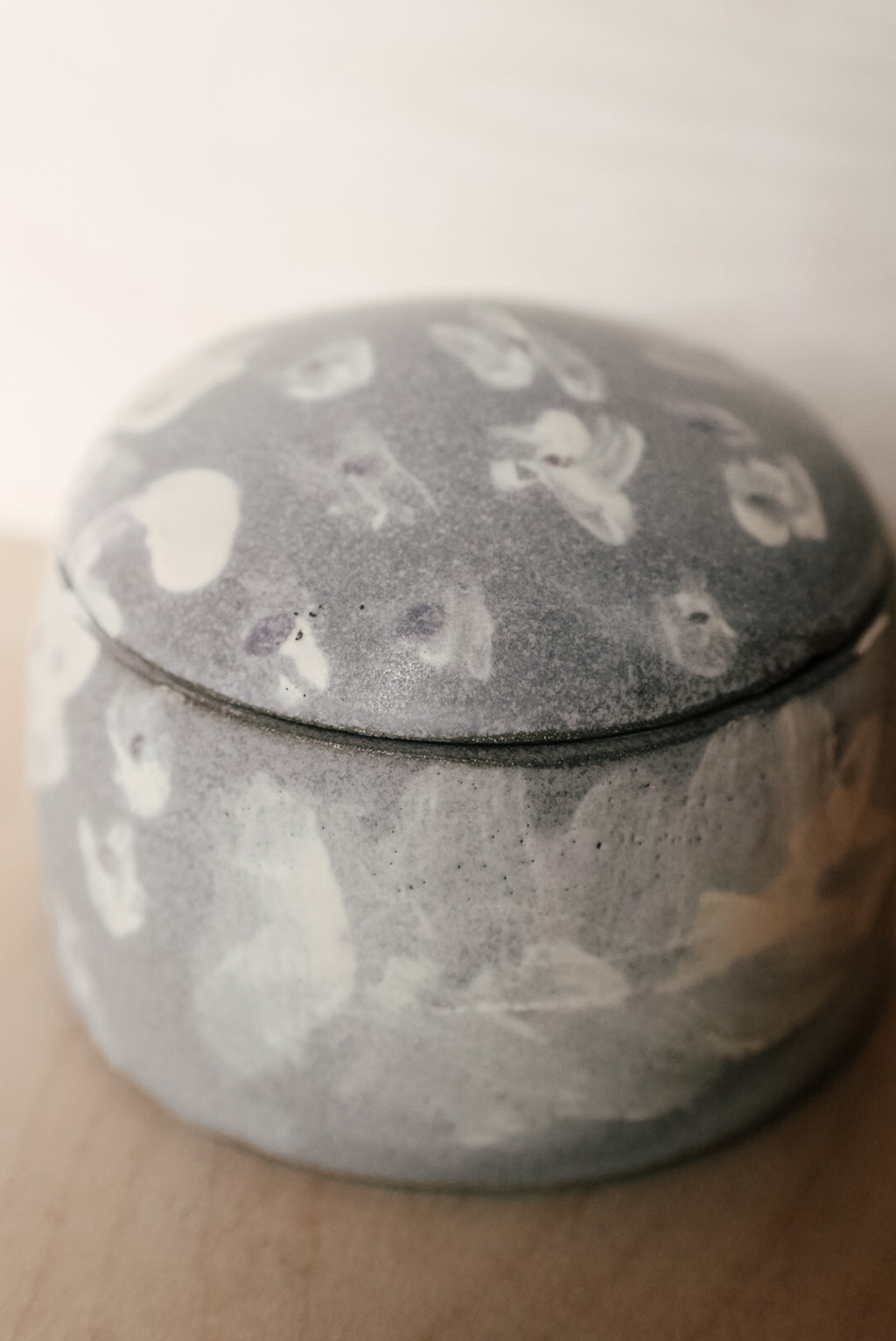 YO small lidded jar with plants