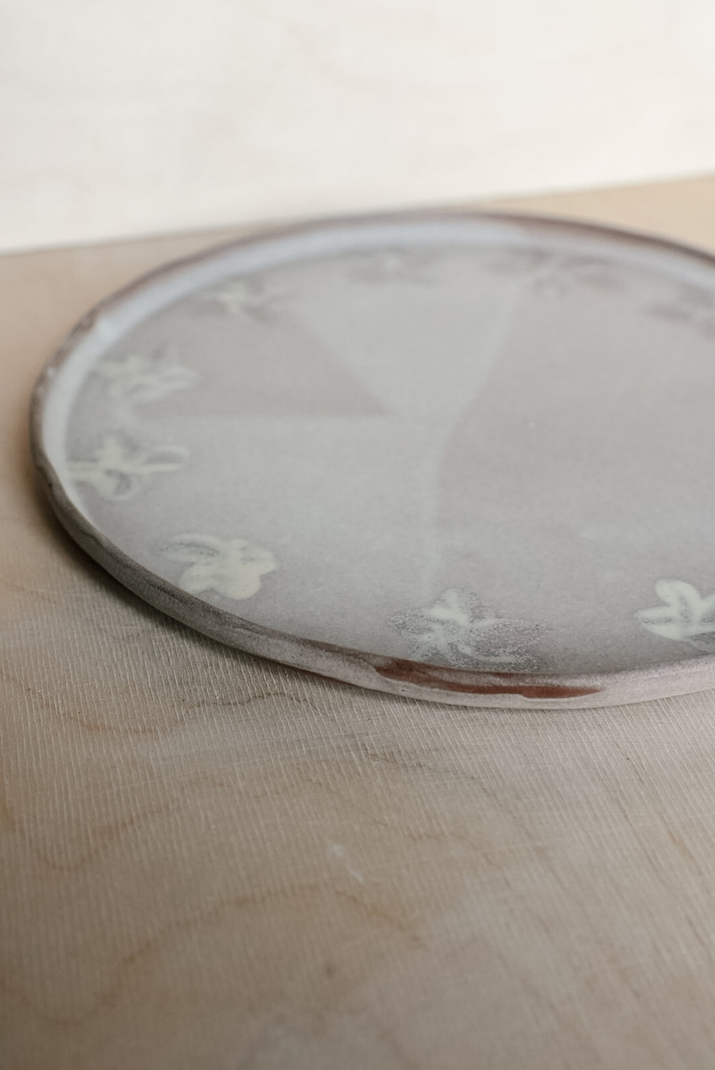 YO illustrated plate
