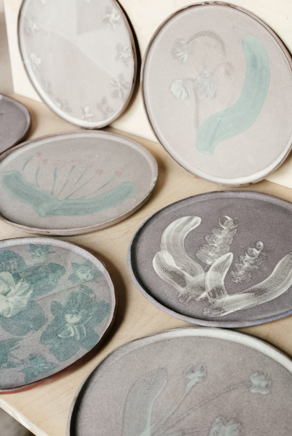 YO illustrated plate