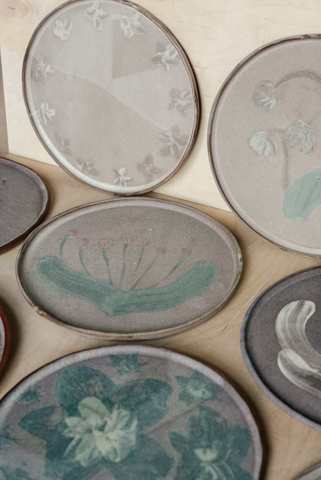 YO illustrated plate