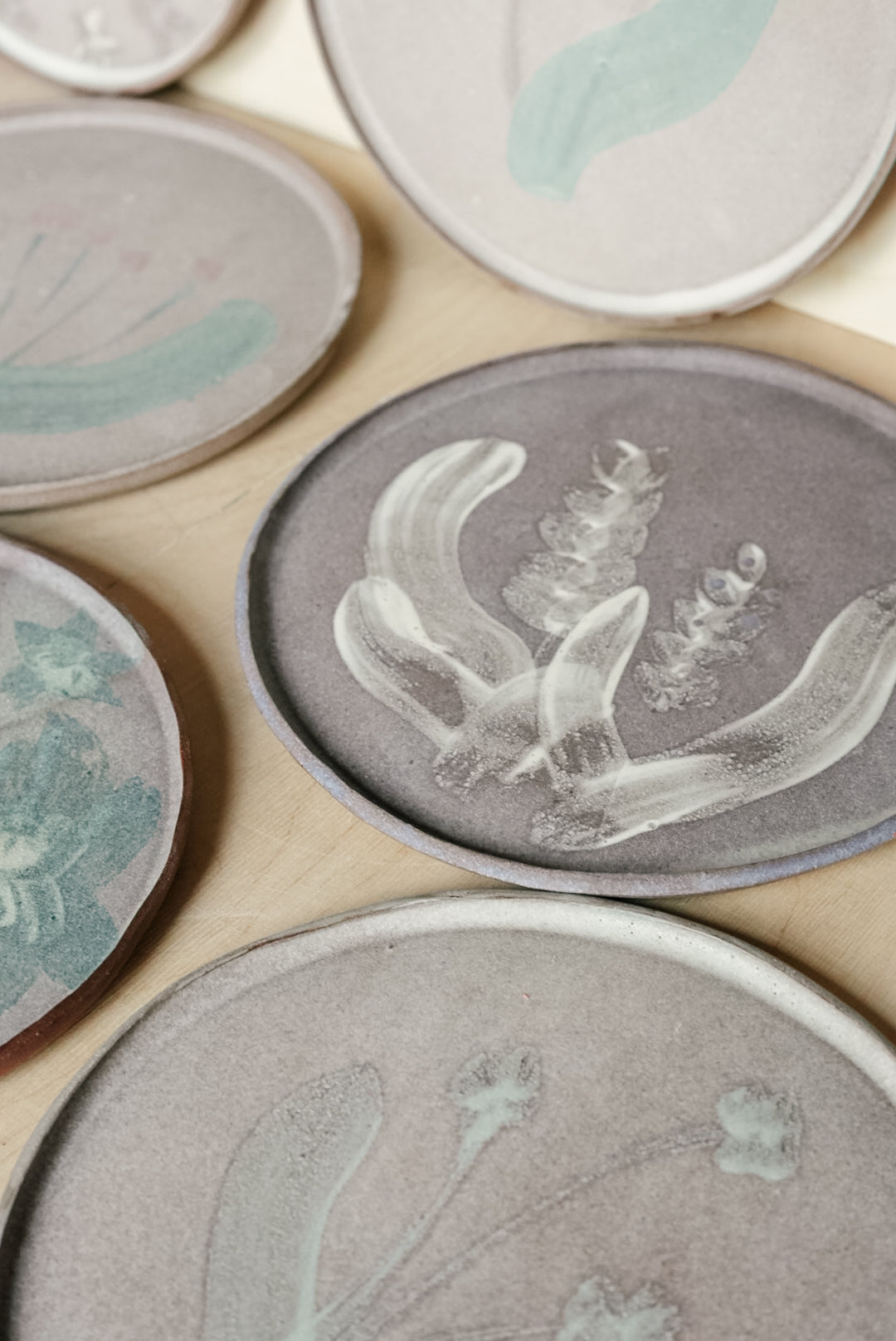YO illustrated plate
